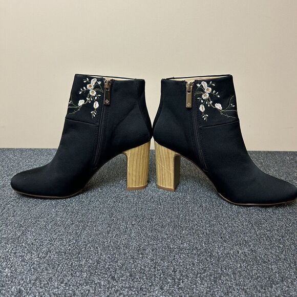 Nanette Lepore Black Ankle Boot 7.5 Belize Floral Embroidered Whimsigoth - Picture 2 of 10